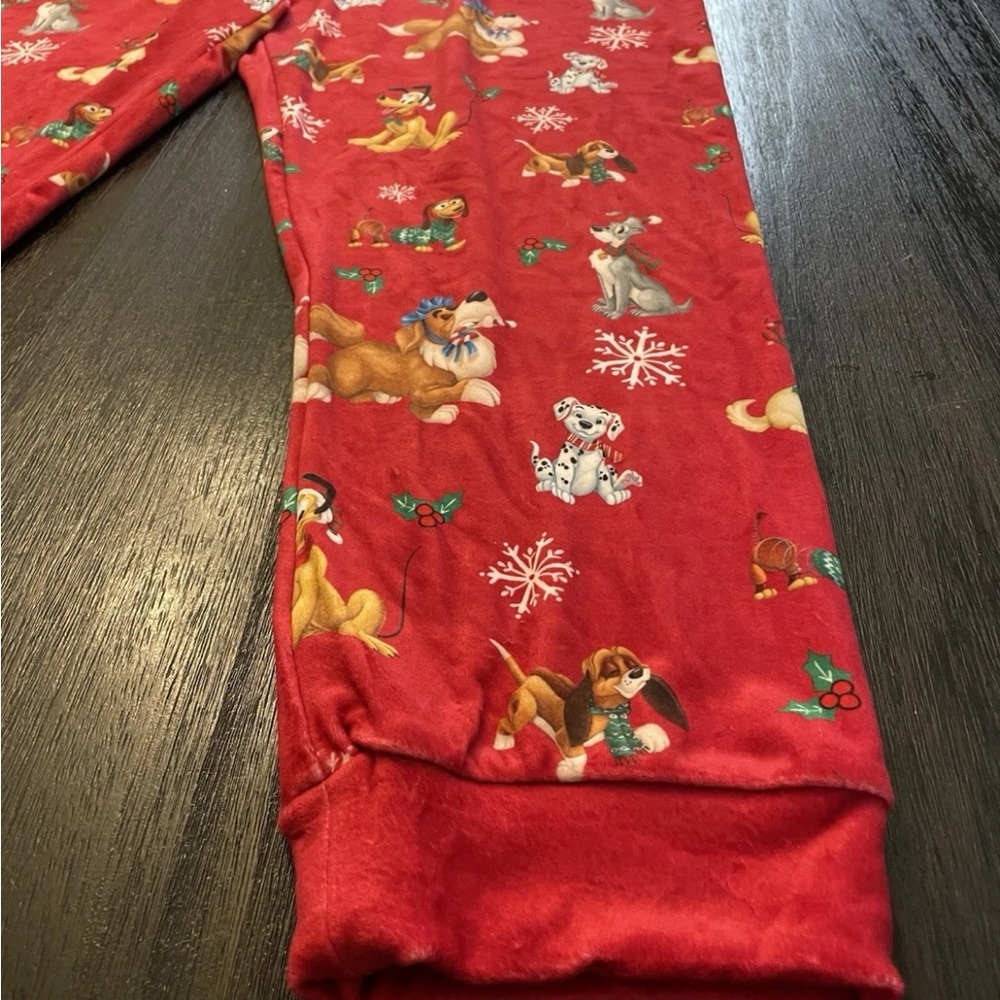 Disney Dogs Holiday Velour Leggings Jogger Pajama Pants Christmas 2021 Size 1X - Picture 2 of 9